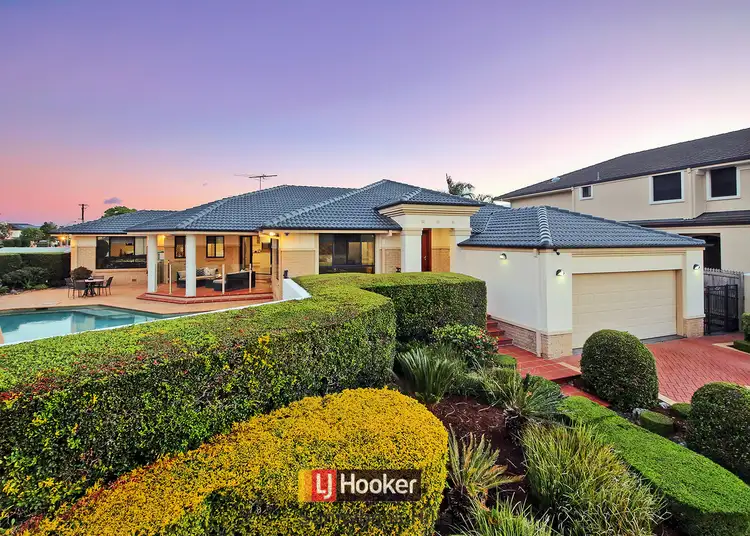 35 Eaton Place, Wishart QLD 4122