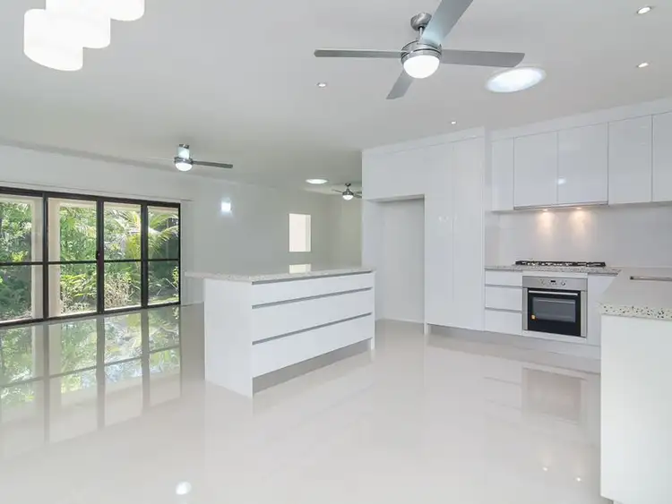 3 Thetford Close, Clifton Beach QLD 4879