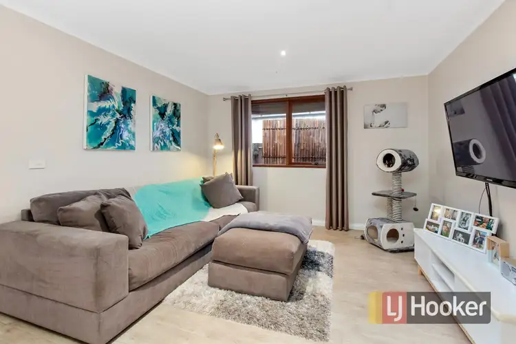 Fifth view of Homely house listing, 7 Isaac Court, Pakenham VIC 3810