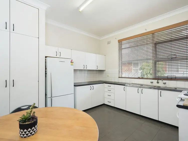 Second view of Homely unit listing, 6/30 Clarence Avenue, Dee Why NSW 2099