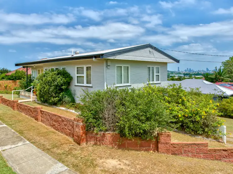 54 Minimine Street, Stafford QLD 4053