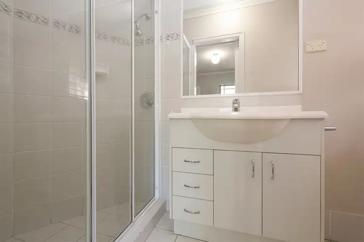 Fourth view of Homely unit listing, 4/127 Macquarie Street, St Lucia QLD 4067