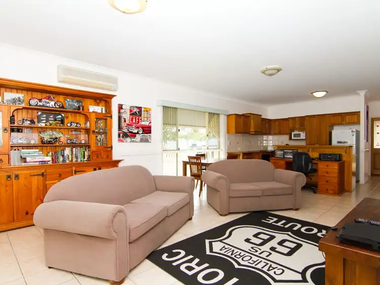 Seventh view of Homely house listing, 5 Berkshire Place, Springfield Lakes QLD 4300