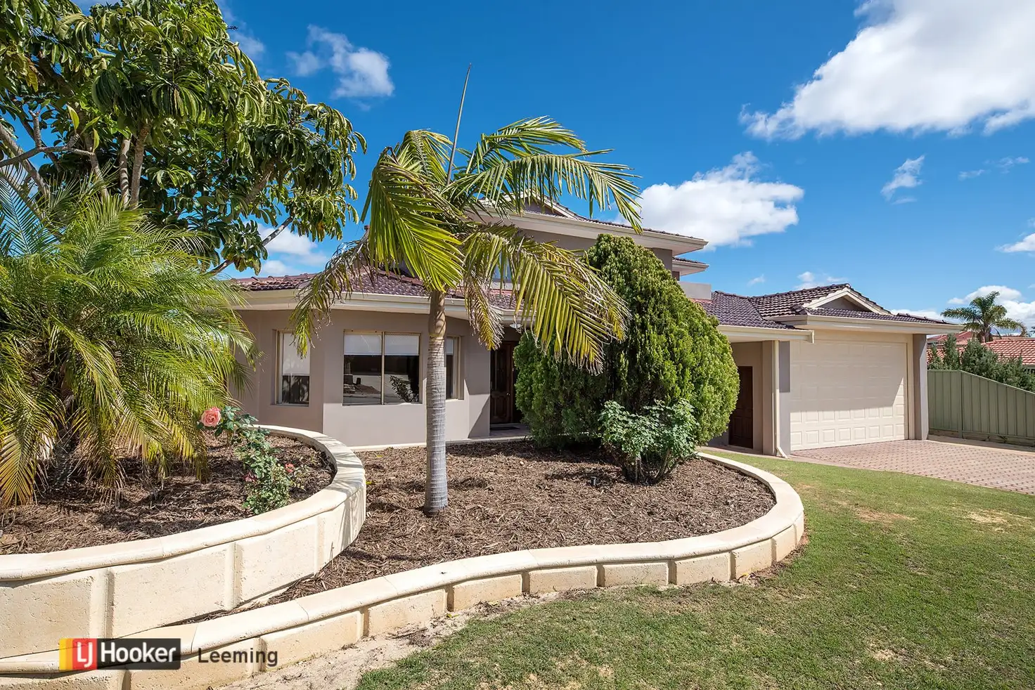 Main view of Homely house listing, 8 Heatherlea Parkway, Leeming WA 6149