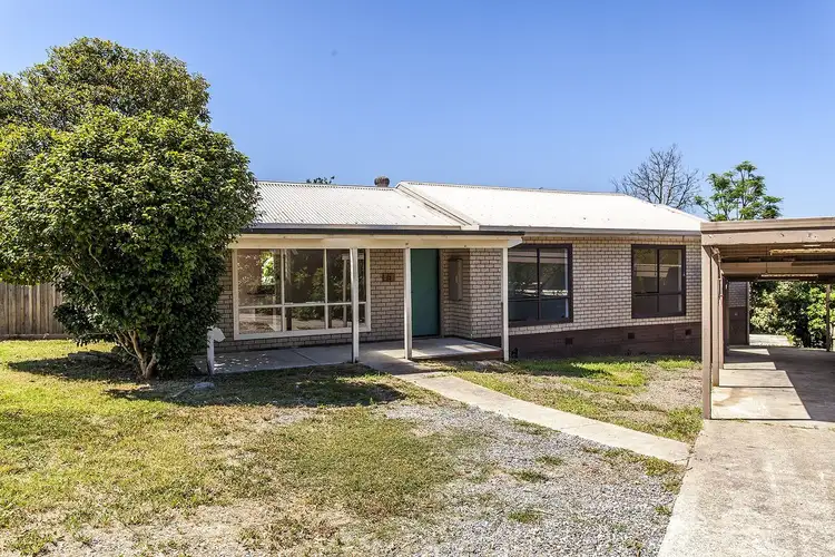 13 Kalimna Street, Mooroolbark VIC 3138