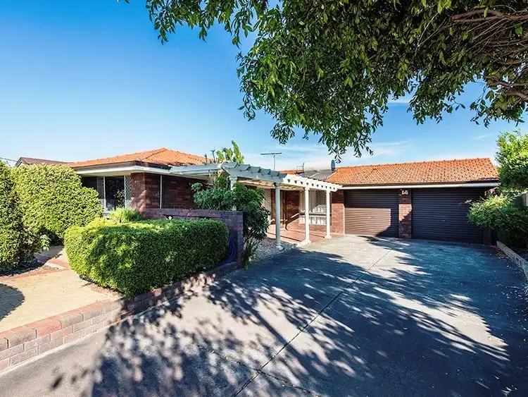 Second view of Homely house listing, 8 Meda Court, Gosnells WA 6110