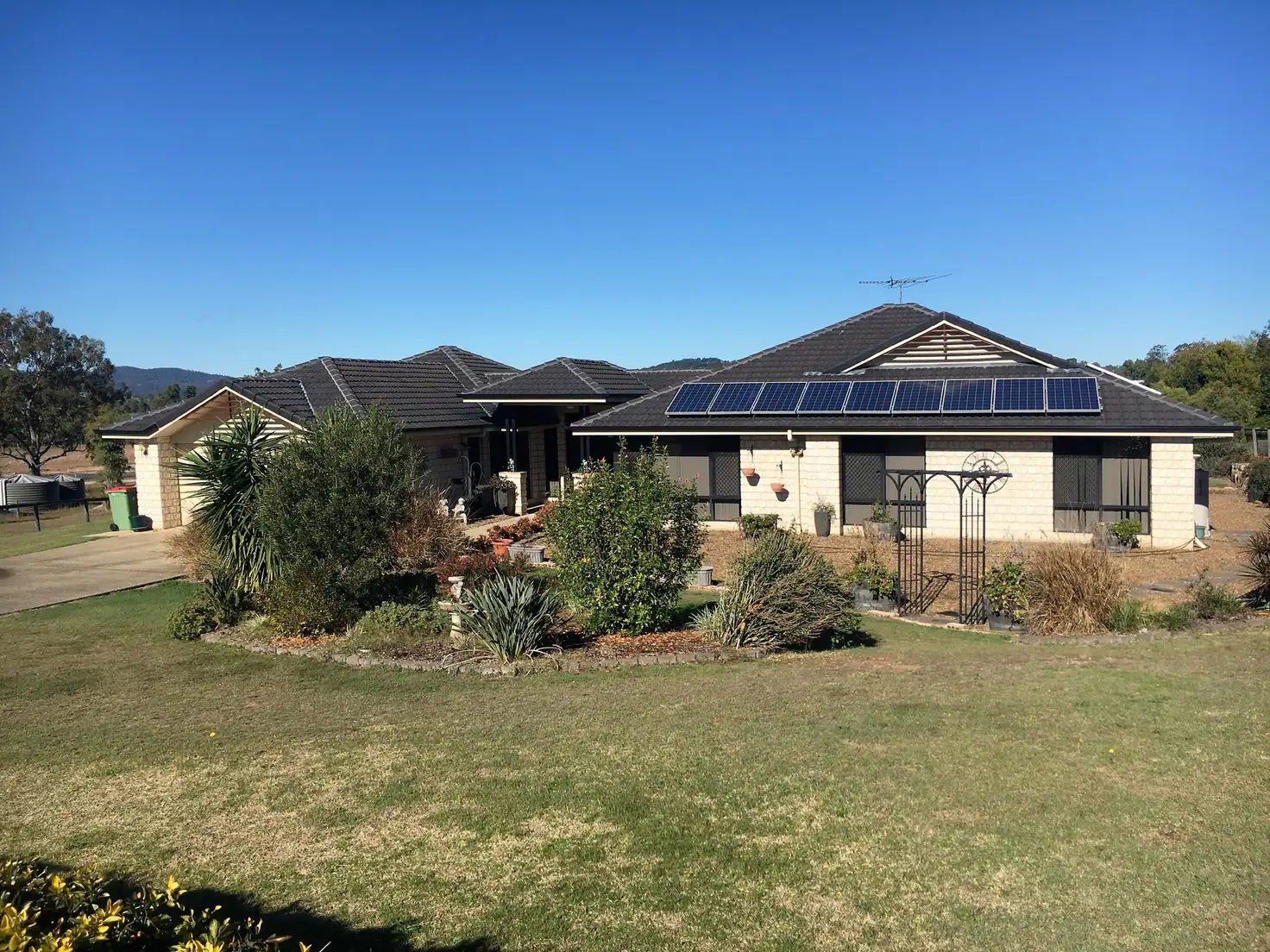 Main view of Homely house listing, 6 Nichlaus Court, Hatton Vale QLD 4341