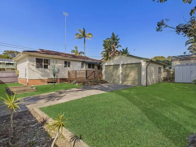 Sixth view of Homely house listing, 8 Chetwynd Ave, Berkeley Vale NSW 2261