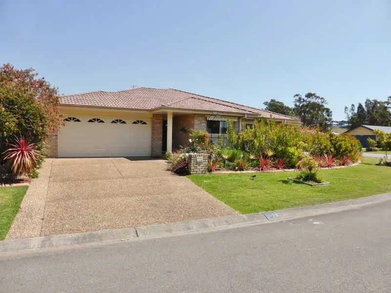 Main view of Homely villa listing, 2/28 Nuwarra Circuit, Forster NSW 2428