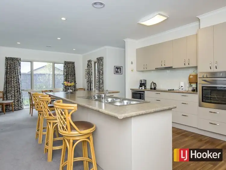 Second view of Homely house listing, 7 Surrey Place, Inverloch VIC 3996