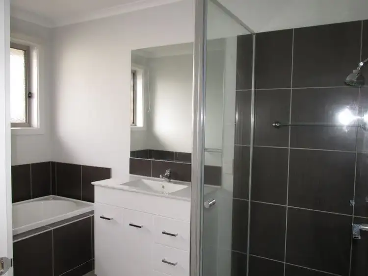 Sixth view of Homely unit listing, 2/30 Ross Street, Bairnsdale VIC 3875