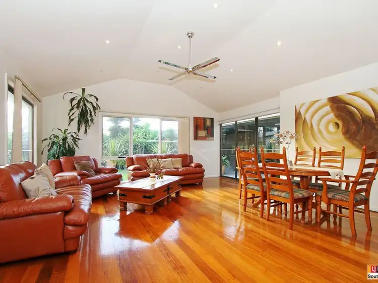 Second view of Homely house listing, 8 Burwood Court, Thomastown VIC 3074
