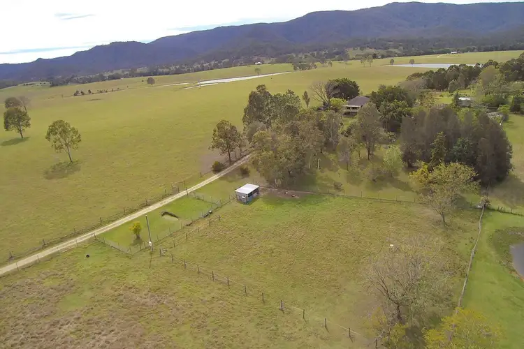 714 Sandy Creek Road, Sandy Creek QLD 4515