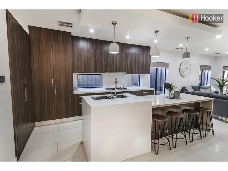 Fourth view of Homely house listing, 8 Style Way, Craigieburn VIC 3064