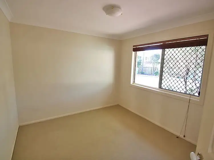 Sixth view of Homely villa listing, 2/11 Ahern Street, Kallangur QLD 4503