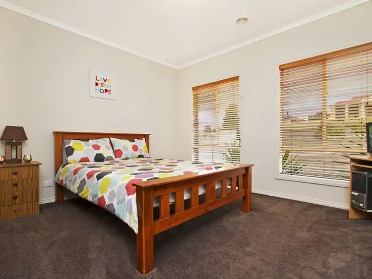 Sixth view of Homely house listing, 10 Golden Court, Wallan VIC 3756