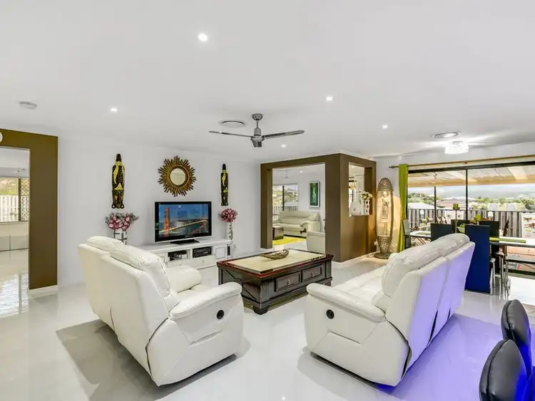 Fifth view of Homely house listing, 7 Cobbler Place, Pacific Pines QLD 4211