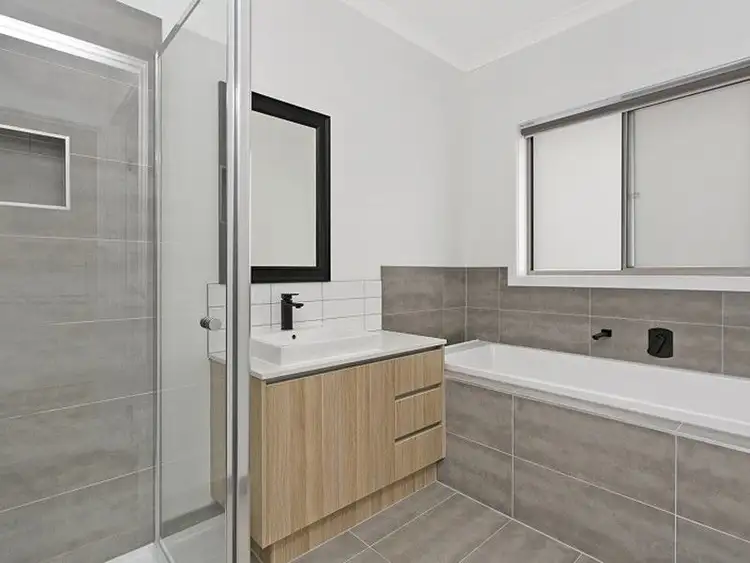 Fifth view of Homely house listing, 9 Abelia Court, Wallan VIC 3756