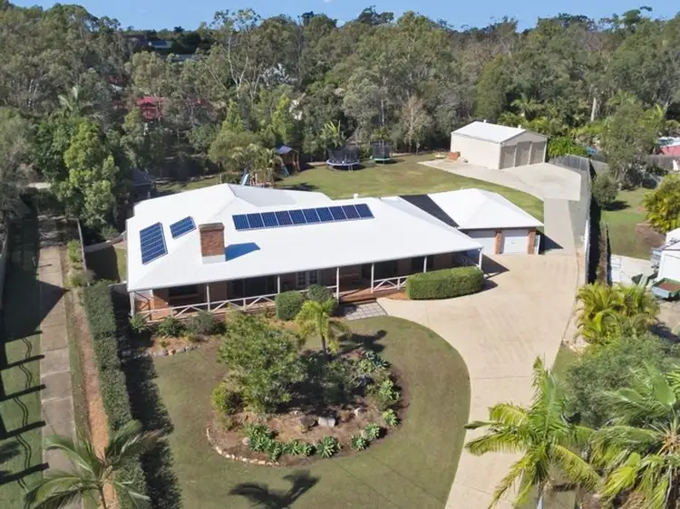 Third view of Homely house listing, 8 Caston Court, Birkdale QLD 4159