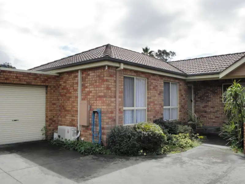 Main view of Homely unit listing, 3/3 Orme Street, Lakes Entrance VIC 3909