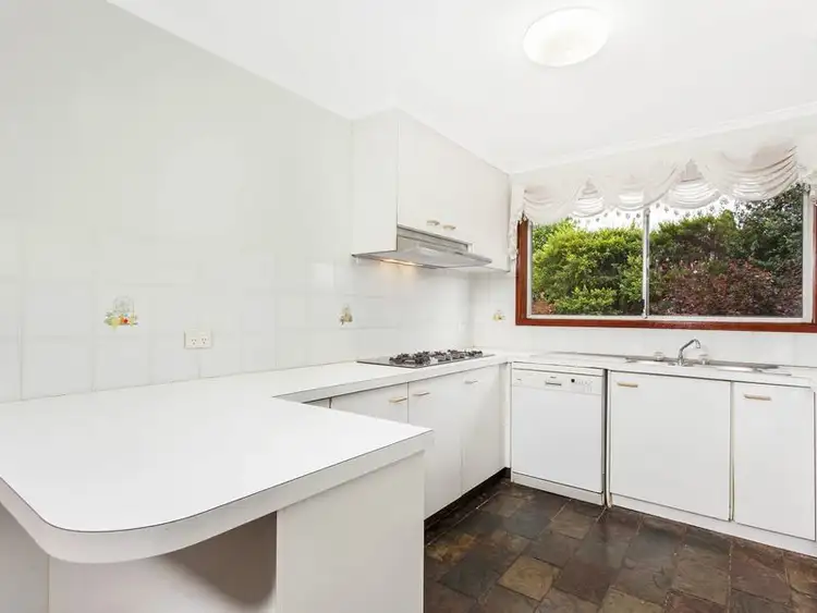 Fifth view of Homely house listing, 2 Carpenter Close, Calwell ACT 2905
