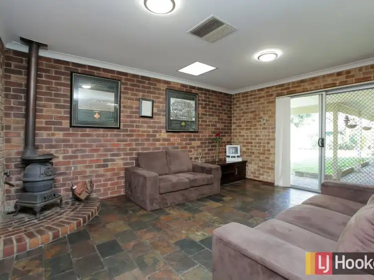 Fourth view of Homely house listing, 17 Farringdon Way, Huntingdale WA 6110