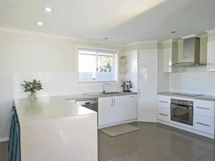 Sixth view of Homely house listing, 1 Mellor Grove, Swan Hill VIC 3585