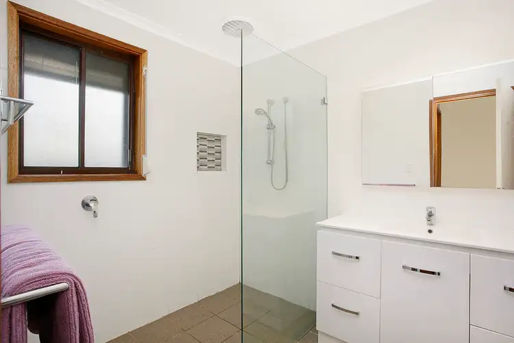Fourth view of Homely house listing, 6 Kemmel Close, Bossley Park NSW 2176