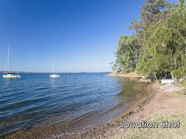 213 Skye Point Road, Coal Point NSW 2283