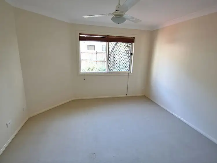 Fifth view of Homely villa listing, 2/11 Ahern Street, Kallangur QLD 4503
