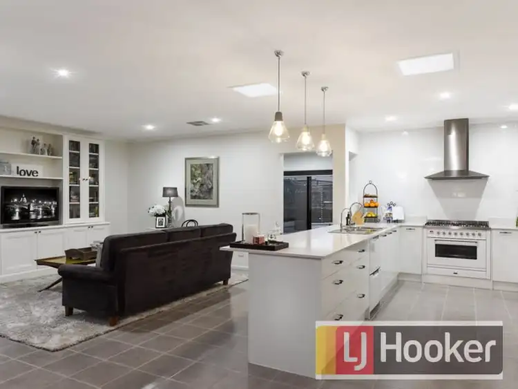 Fourth view of Homely house listing, 18 Meg Way, Berwick VIC 3806