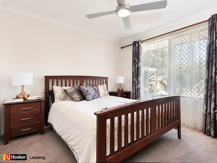 Fifth view of Homely villa listing, 1/185 Kitchener Road, Alfred Cove WA 6154