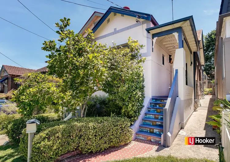 6 Foord Avenue, Hurlstone Park NSW 2193