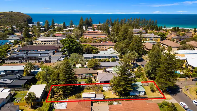 Second view of Homely house listing, 8 Seabeach Avenue, Mona Vale NSW 2103