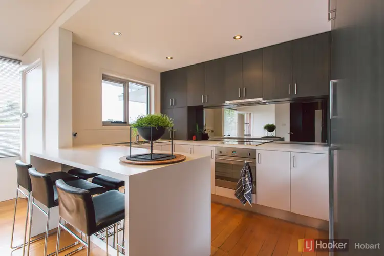 Main view of Homely unit listing, 3/3 Watkins Avenue, West Hobart TAS 7000