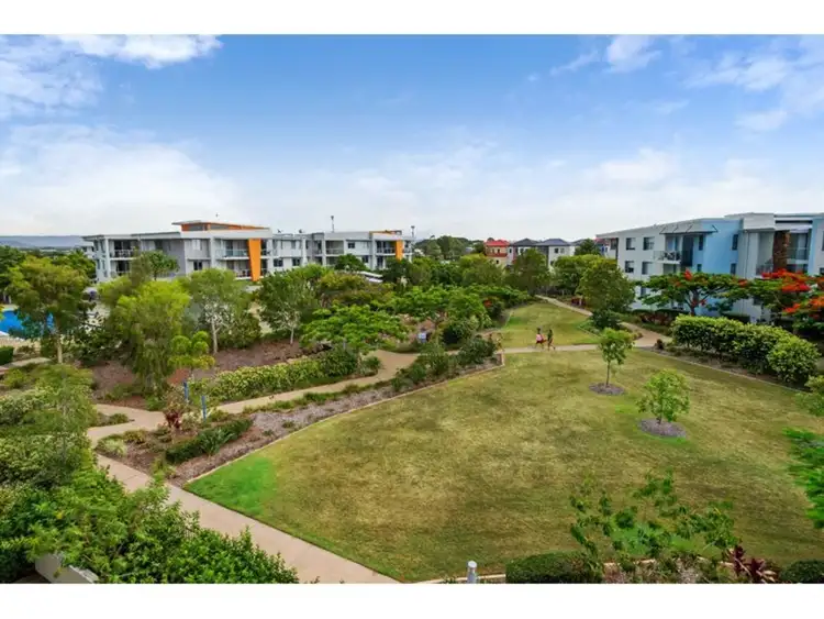 Main view of Homely unit listing, 633/64-68 Sickle Avenue, Hope Island QLD 4212