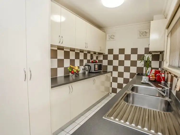 Third view of Homely house listing, 5 Allendale Court, Meadow Heights VIC 3048