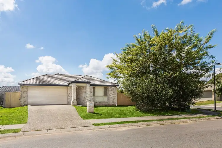 15 Ronayne Circuit, One Mile QLD 4305