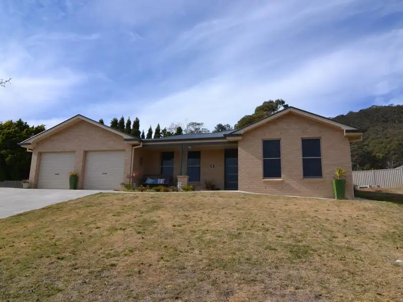 Main view of Homely house listing, 4 Munbinga Drive, Lithgow NSW 2790