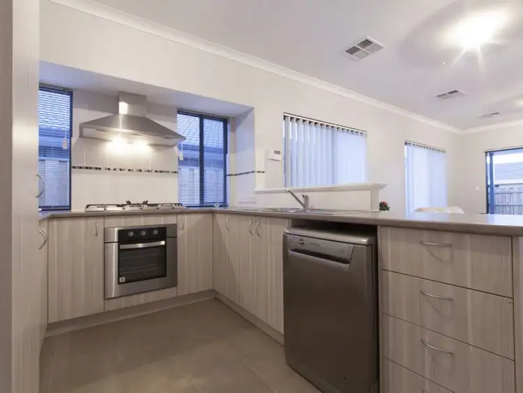 Fifth view of Homely house listing, 6 Epidote Vista, Wellard WA 6170