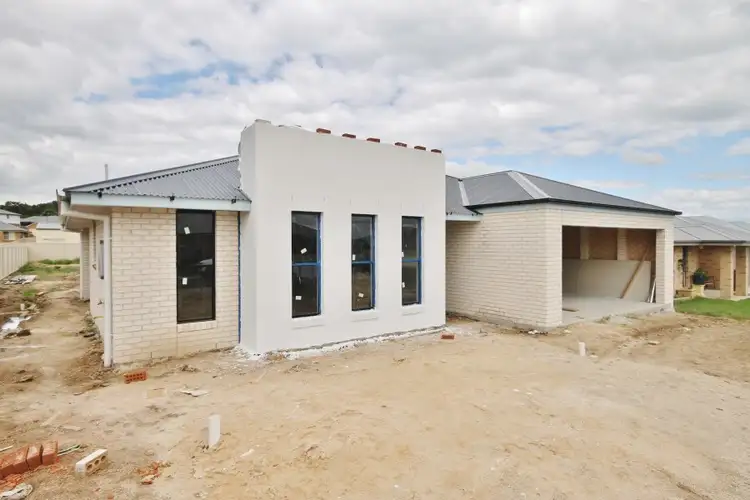 13 Amber Close, Kelso NSW 2795