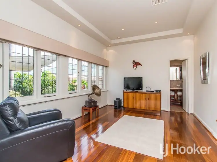 Third view of Homely house listing, 5 Klem Avenue, Manning WA 6152