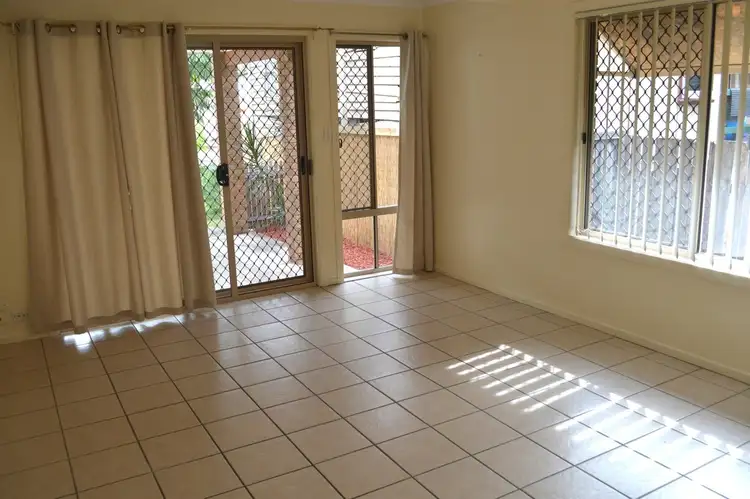 Fifth view of Homely semi-detached listing, 1/11 Meyer Street, Southport QLD 4215