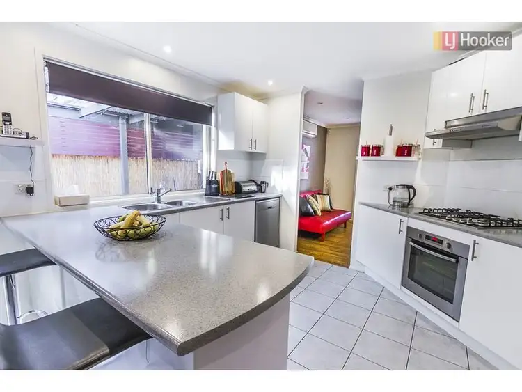 Fifth view of Homely house listing, 21 Lachlan Cresent, Roxburgh Park VIC 3064