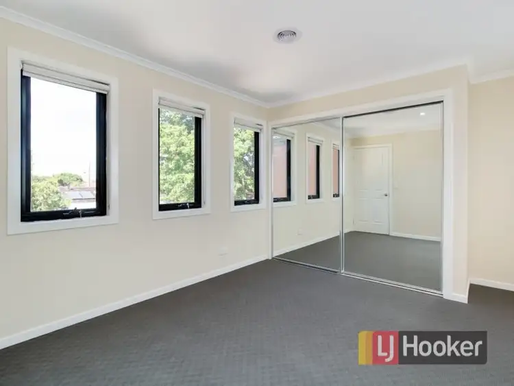 Fifth view of Homely townhouse listing, 2/9 King George Parade, Dandenong VIC 3175
