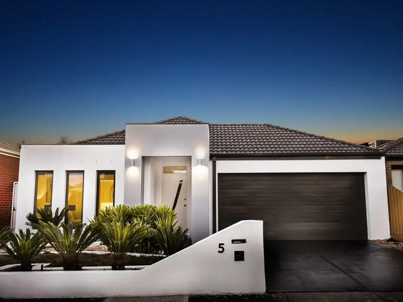 Main view of Homely house listing, 5 Pinelea Court, Roxburgh Park VIC 3064