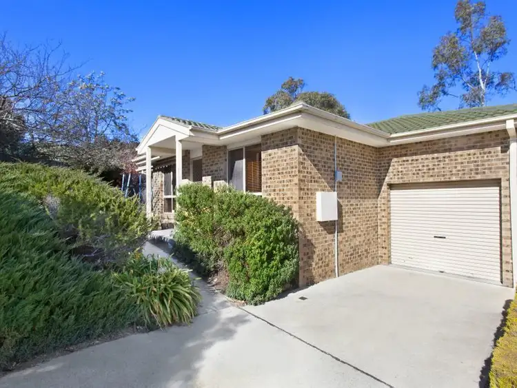 Second view of Homely house listing, 2/18 Lander Crescent, Amaroo ACT 2914