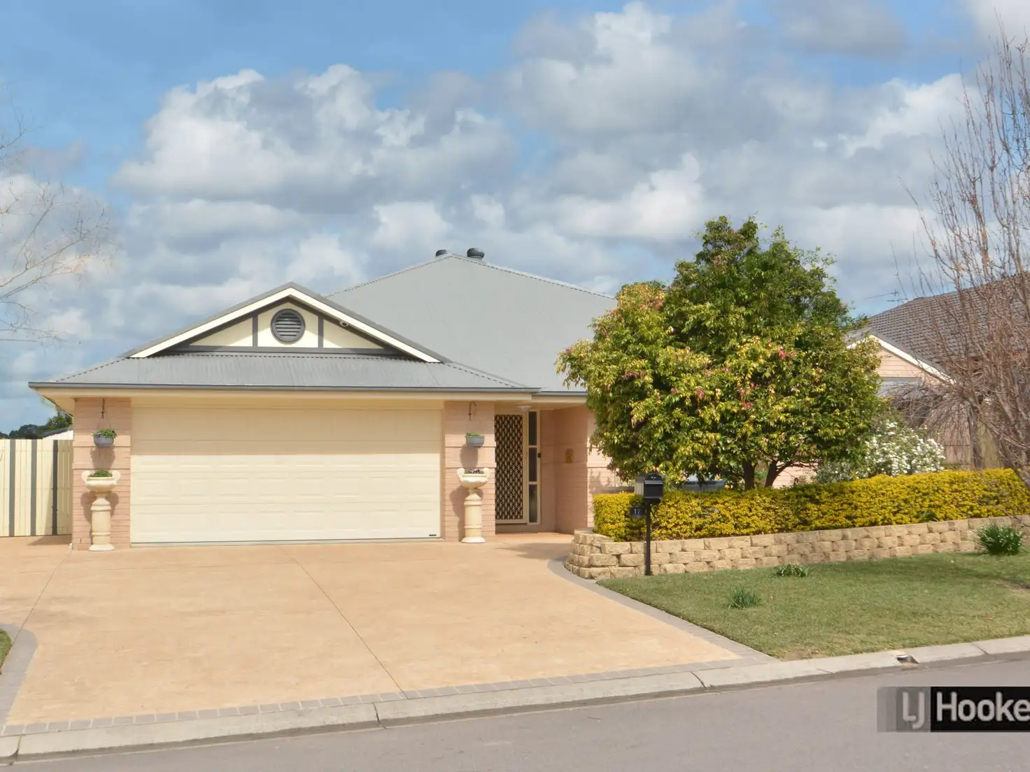 Main view of Homely house listing, 17 Elkin Close, Raworth NSW 2321