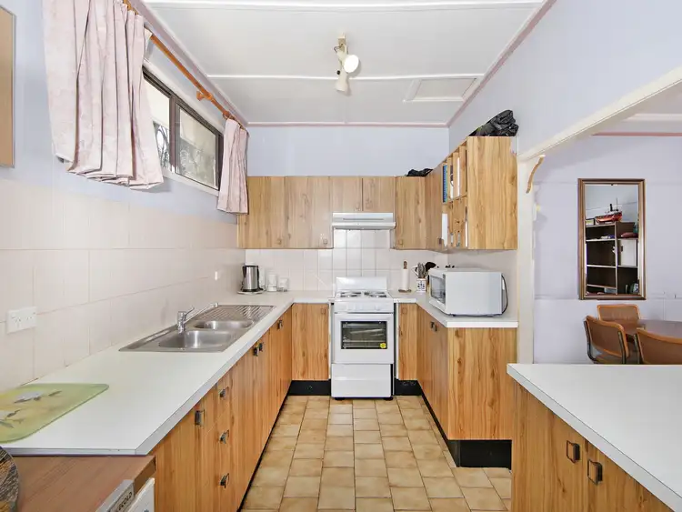 Fifth view of Homely house listing, 39 Lakeside Parade, The Entrance NSW 2261