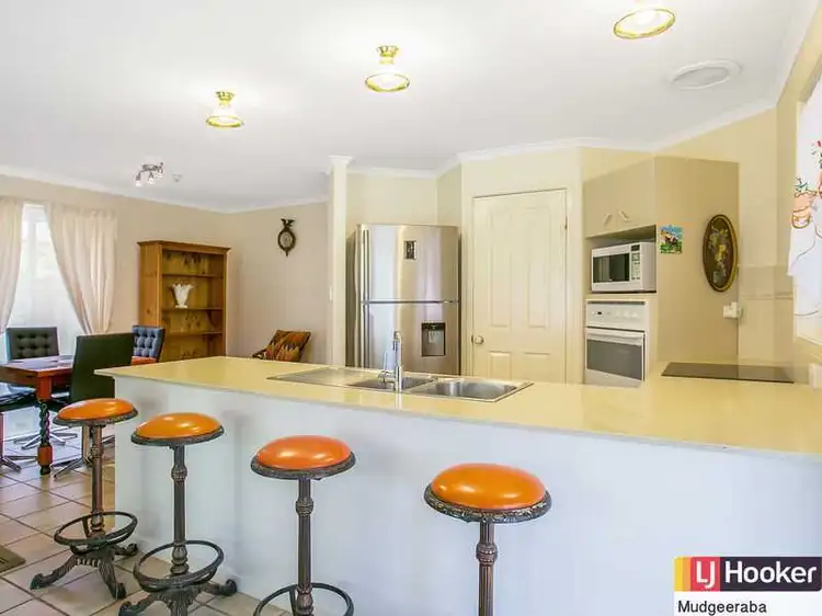 Fifth view of Homely house listing, 8 Glastonbury Drive, Mudgeeraba QLD 4213